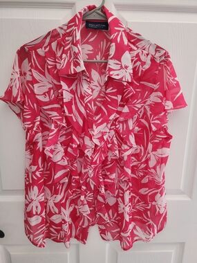 Jones New York Hot Pink and White Floral Ruffle Blouse